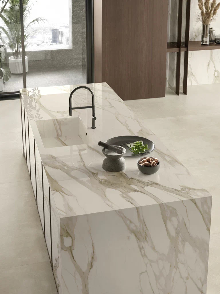 Quartzite Stone Countertops vs. Quartz: What's the Difference?