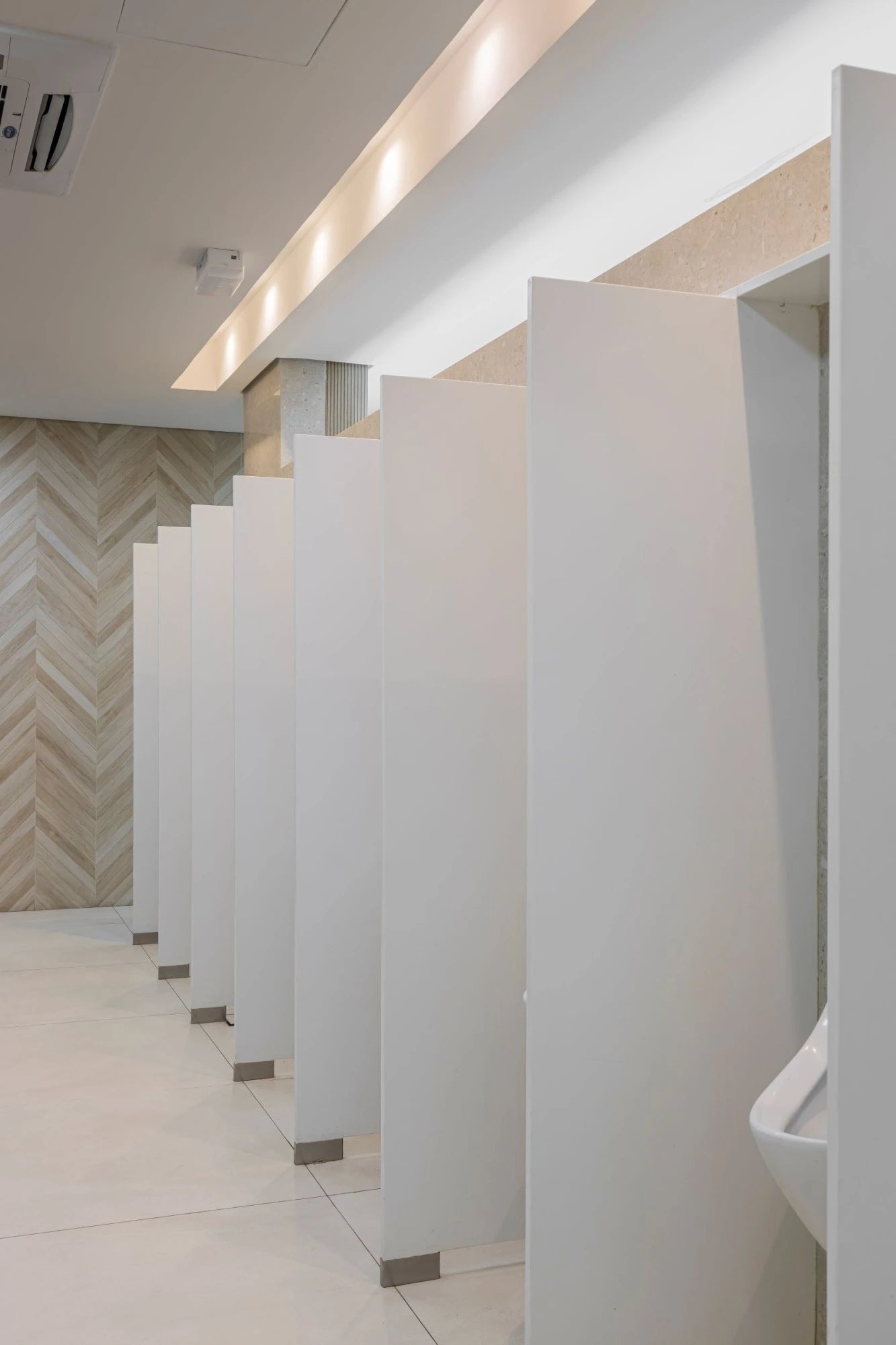 Silestone White Storm quartz staircase with clean white finish and modern floating steps — premium quartz countertops near me by Signature Stone Las Vegas